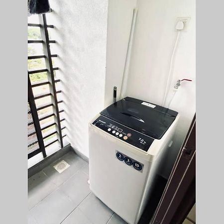 Landmark Residence: Greenview Oasis with Free Wi-Fi and Parking Kajang Exterior photo